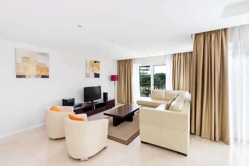 APARTMENT ONE BEDROOM Room, As Cascatas Golf Resort and Spa Vilamoura, Algarve