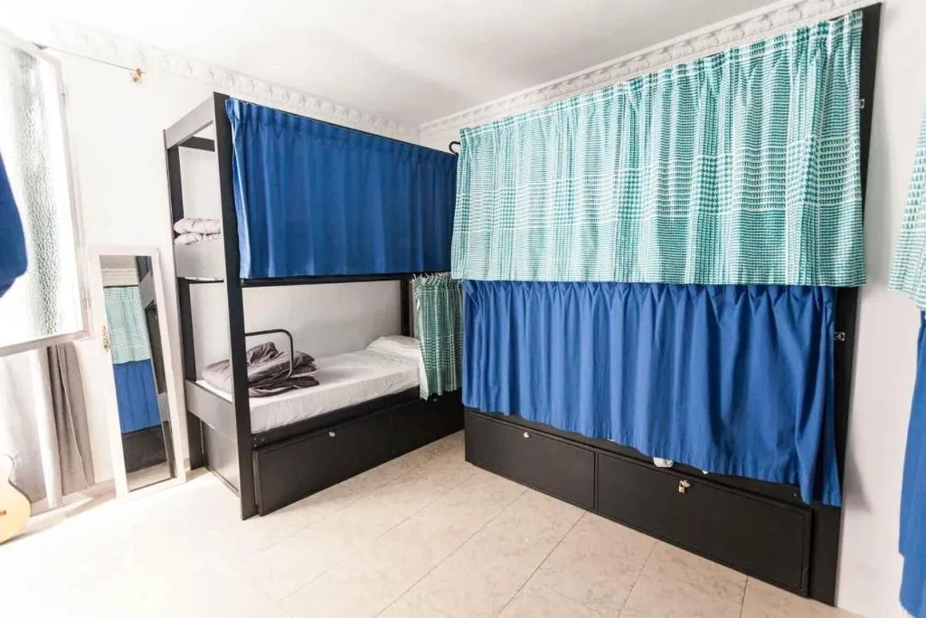 Room, Hostel One Catedral, Seville