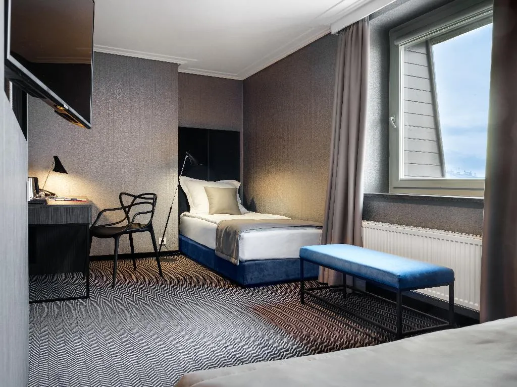 Double or Twin DELUXE Room, Logos Hotel Krakow, Krakow
