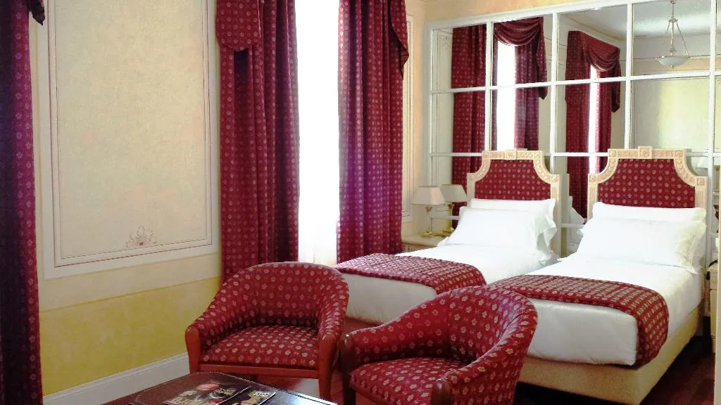 TWIN STANDARD Room, Radisson Blu Ghr Hotel Rome, Rome
