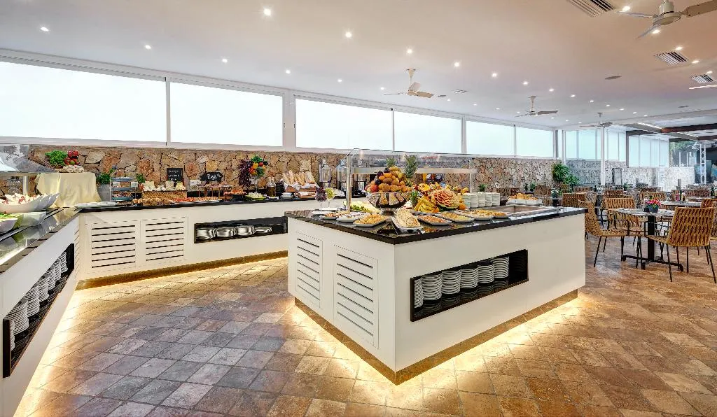 Restaurant, Hotel Cala d’Or Playa, Majorca