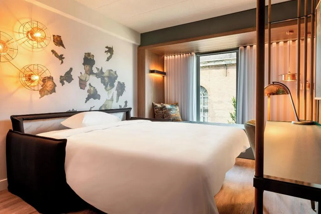 FAMILY ROOM WITH DOUBLE BED Room, Renaissance Amsterdam Hotel, Amsterdam