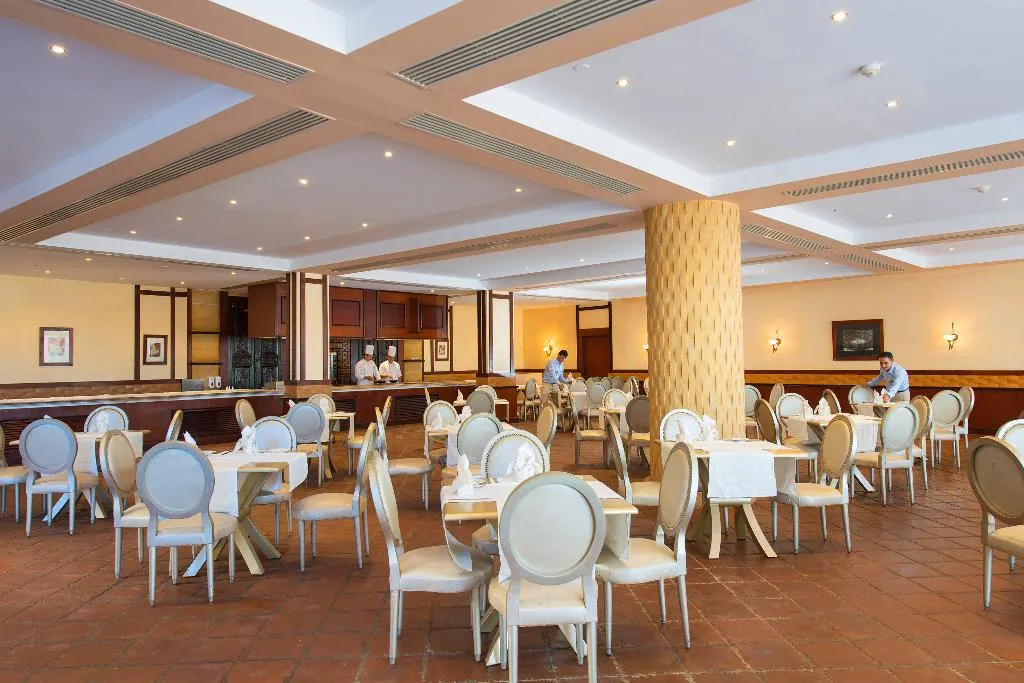 Restaurant, Amwaj Oyoun Resort & Casino, Red Sea Riviera