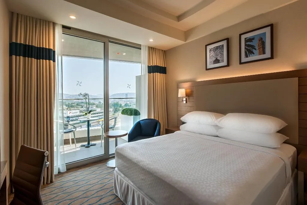 Room, Four Points By Sheraton Izmir, Izmir
