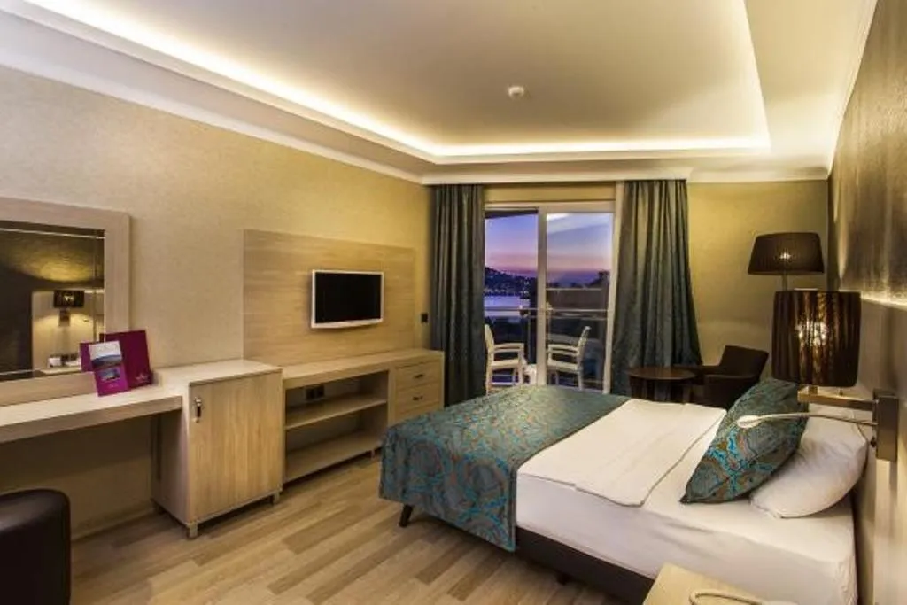 SUITE SEA VIEW Room, Parador Beach Hotel, Antalya