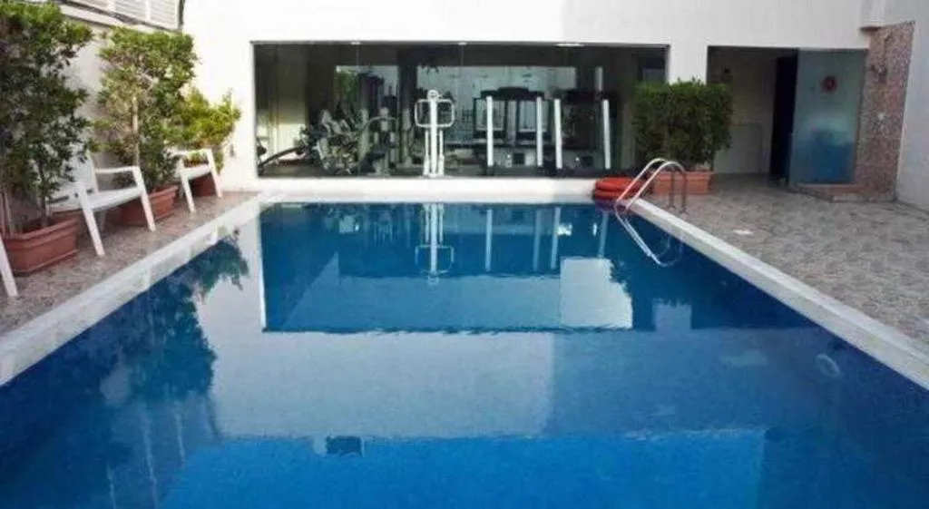 Pool, Regent Beach Resort Jumeirah, Dubai