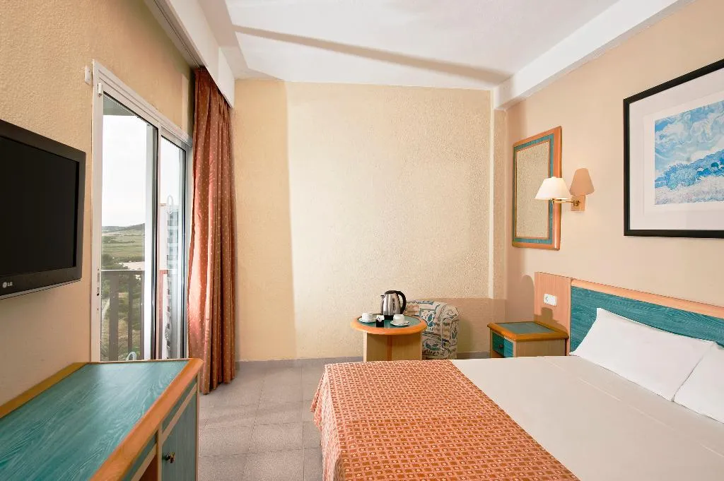 DOUBLE STANDARD Room, Sol Milanos Pinguinos, Menorca