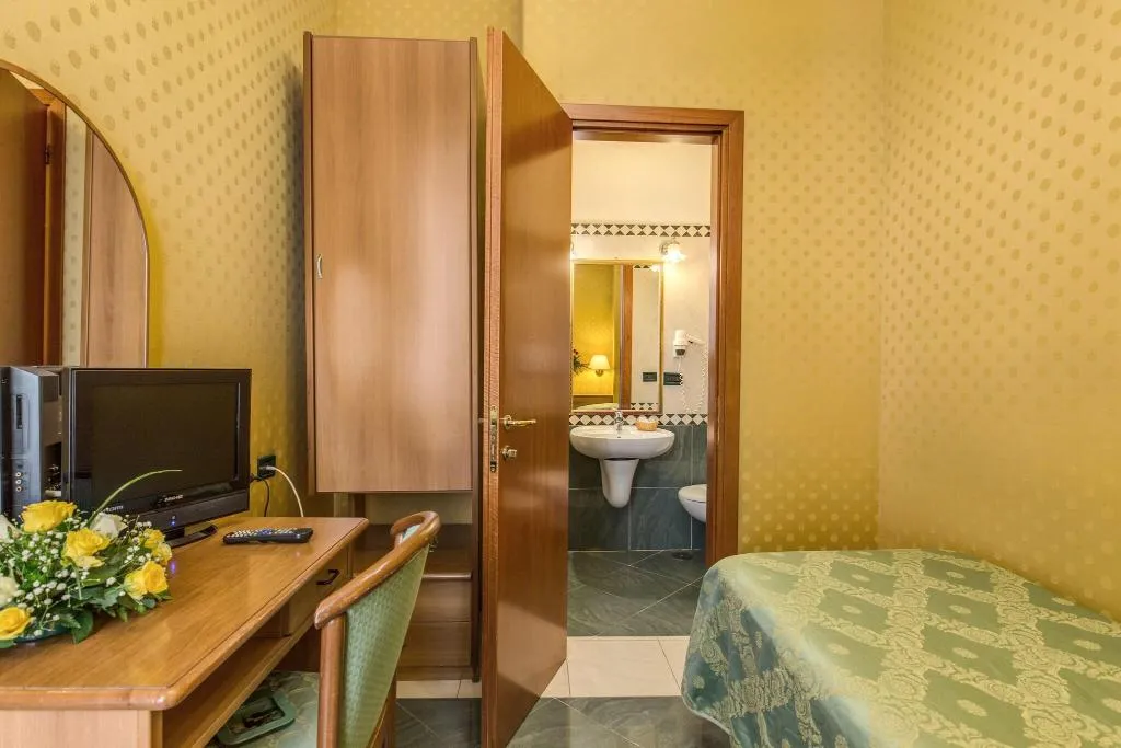 Room, Contilia, Rome