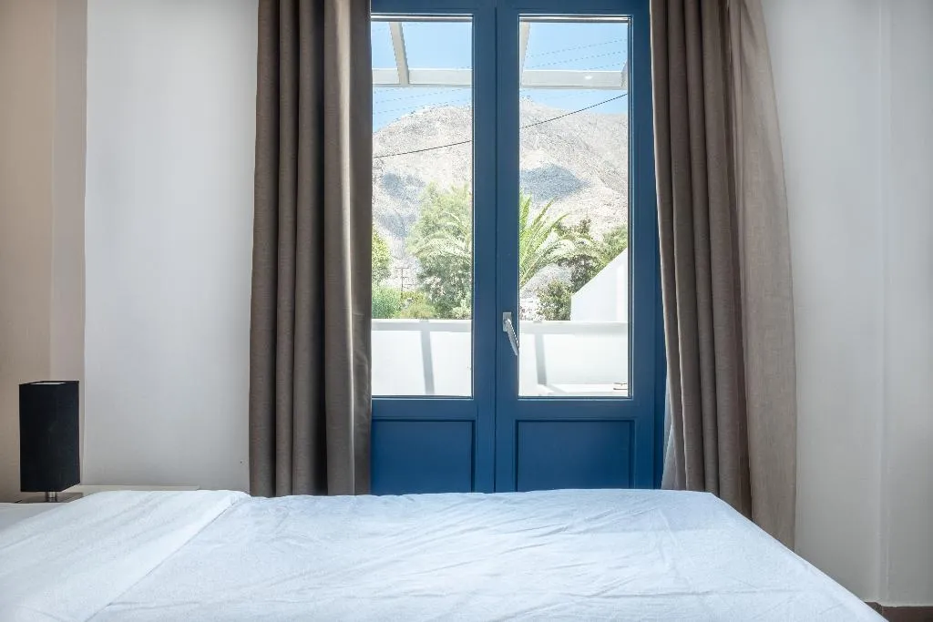 DOUBLE SUPERIOR Room, Tristhenia Hotel, Santorini