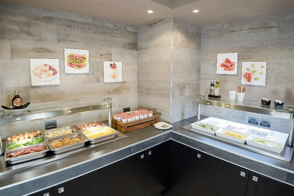 Restaurant, Just Hotel Milano, Milan