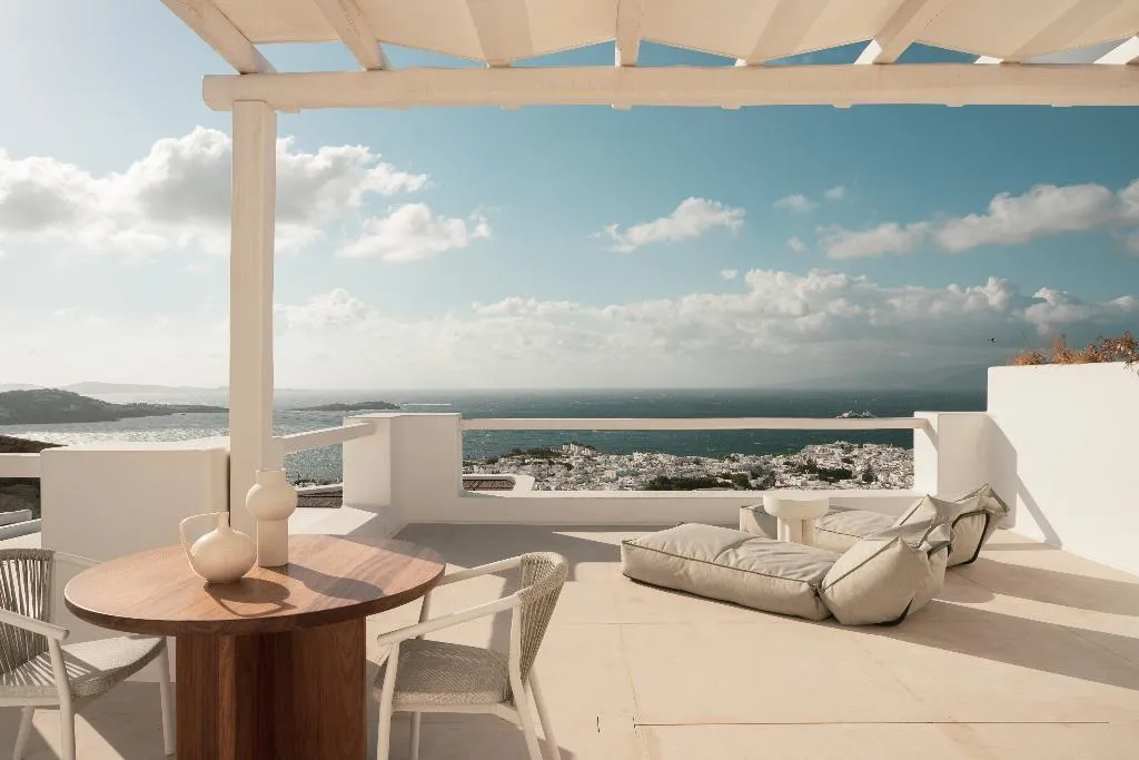 SUITE SEA VIEW WITH PRIVATE POOL Room, Lovia Mykonos, Mykonos