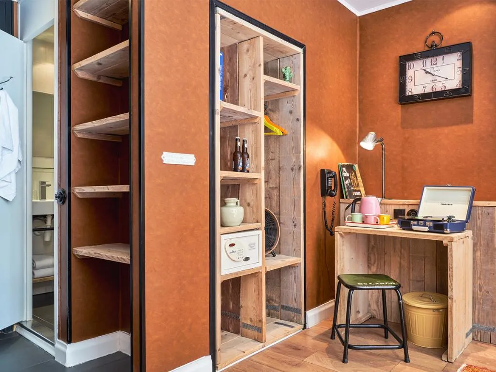 TRIPLE EXECUTIVE Room, Max Brown Htl Museum Sq, part of Sircle Collection, Amsterdam