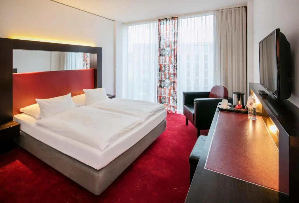 DOUBLE SUPERIOR Room, Arcotel Velvet Berlin, Berlin