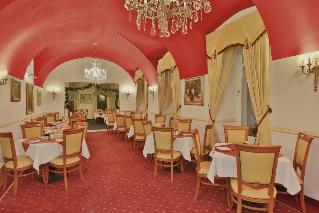 Restaurant, Belvedere Wellness Hotel Marianske Lazne, Prague