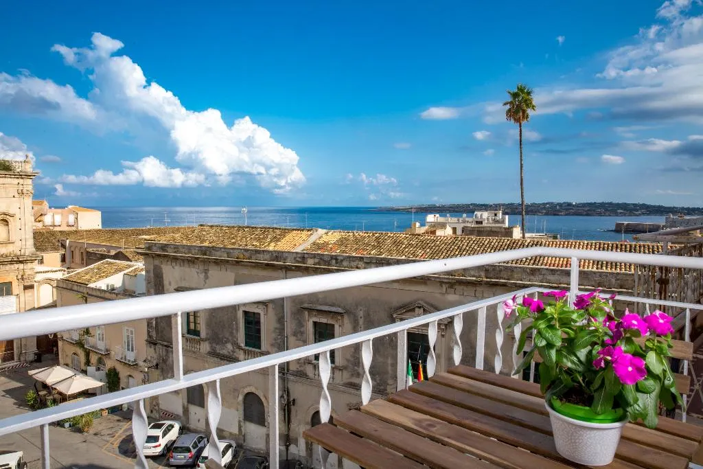 DOUBLE SEA VIEW Room, Maison Ortigia, Catania