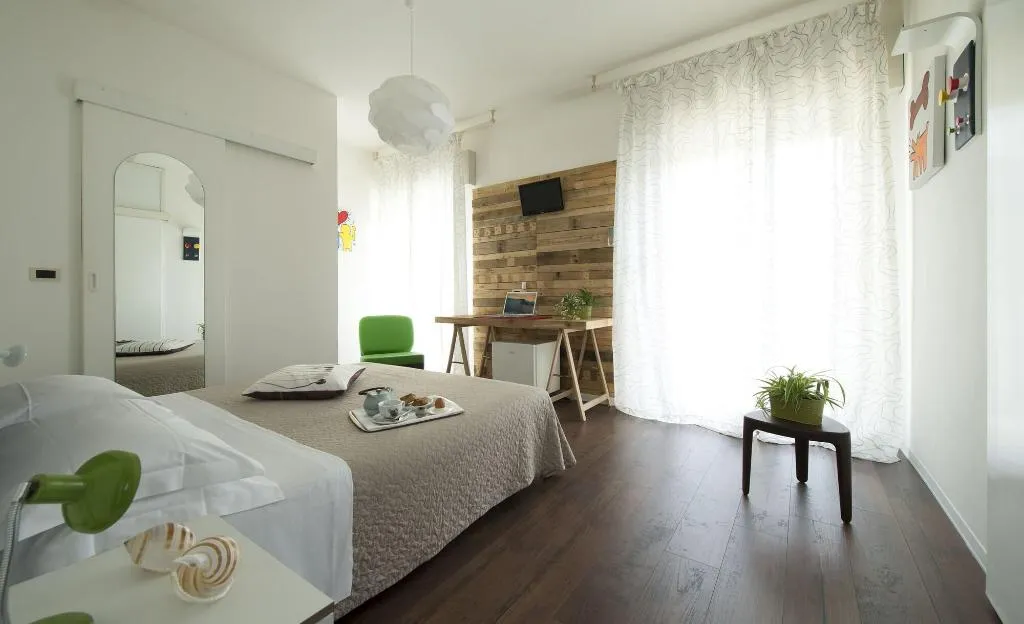 Room, Hotel Vienna, Venice