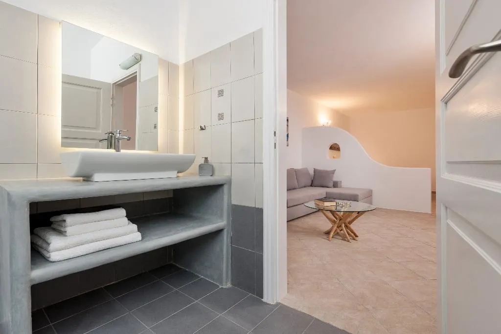 Room, Katharos Pool Villas, Santorini