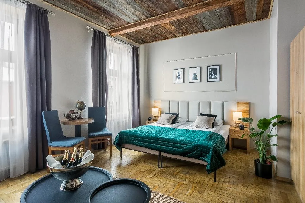 Double or Twin SUPERIOR Room, Pergamin Aparthotel, Krakow
