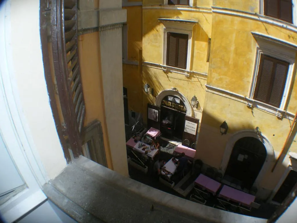 General view, Guest House Ventisei Scalini A Trastevere, Rome