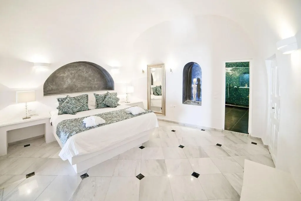 Room, Anteliz Hotel And Suites, Santorini