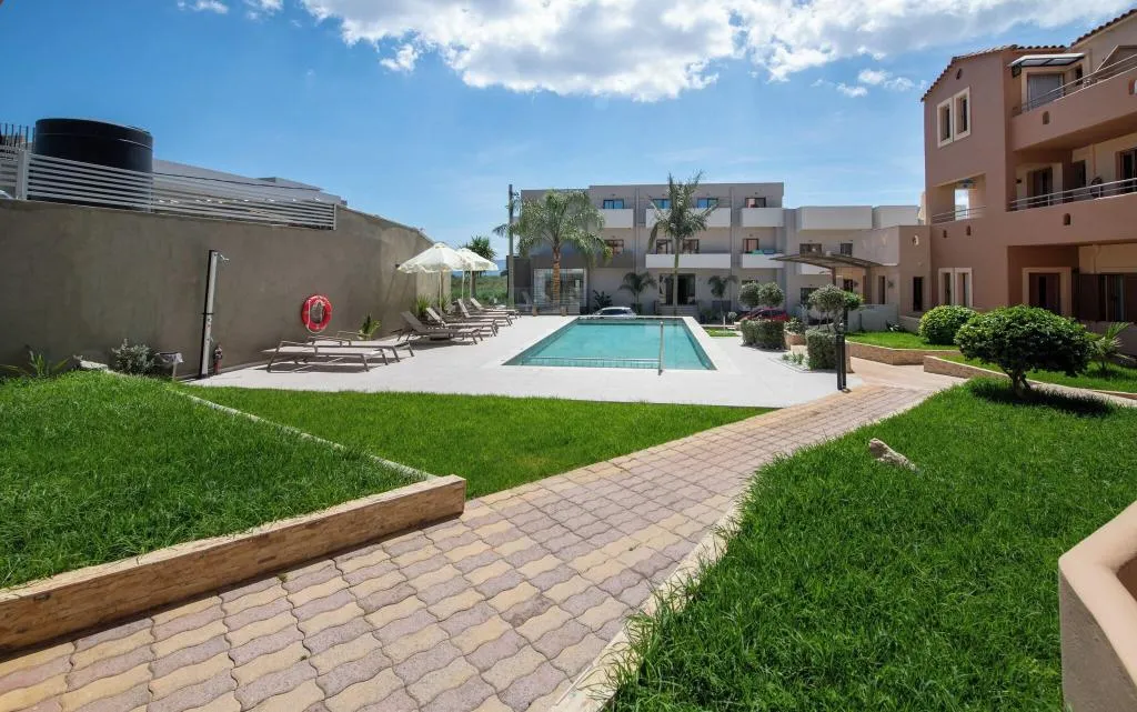 Pool, Eko Suites Apartments, Crete