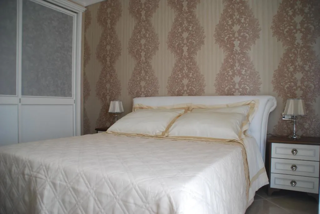 DOUBLE DELUXE WITH TERRACE Room, Daphnae House, Catania