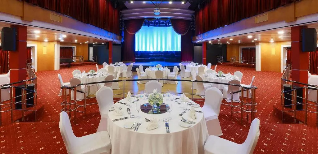Conferences, Queen Elizabeth 2, Dubai