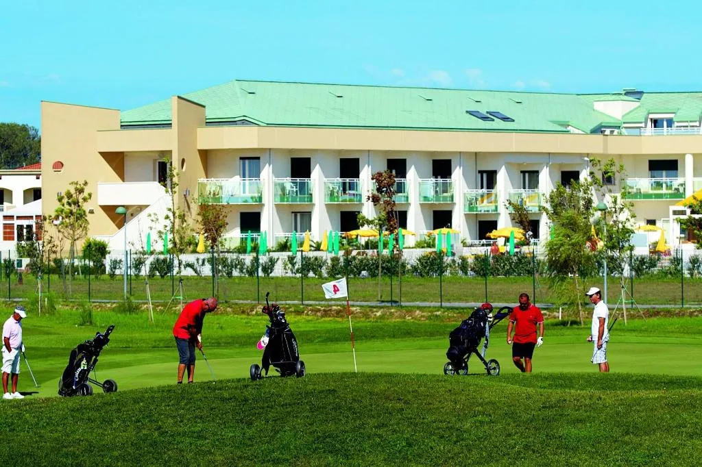 Sports and Entertainment, Maregolf, Venice