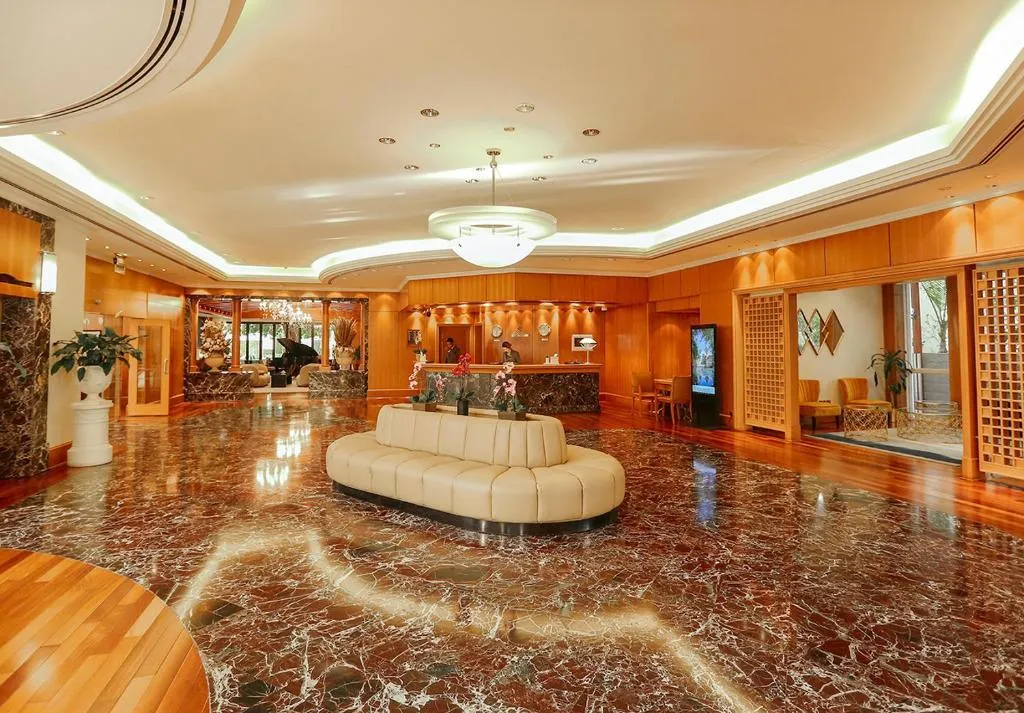 Lobby, Dubai Marine Beach Resort & Spa, Dubai