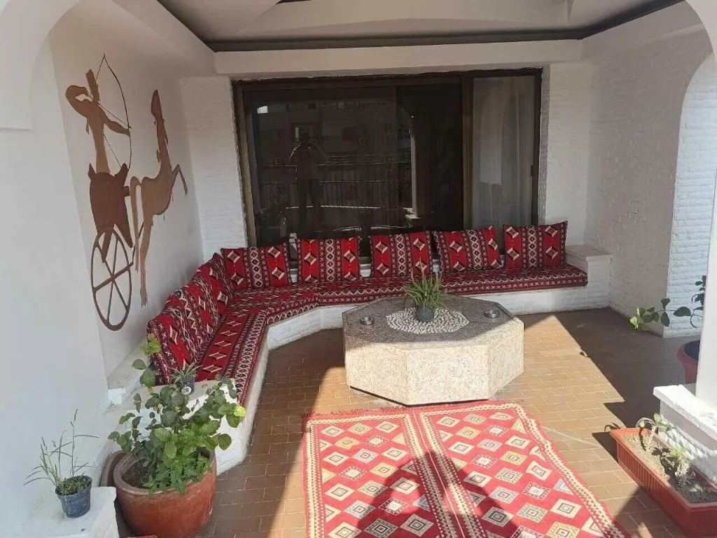 Room, Pyramids Nights Hostel, Cairo