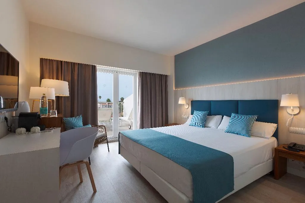 JUNIOR SUITE SEA VIEW Room, Alua Illa de Menorca, Menorca