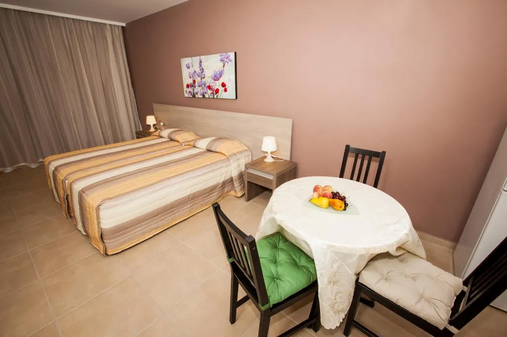 APARTMENT SUPERIOR ONE BEDROOM Room, Crystallo Hotel Apts, Cyprus