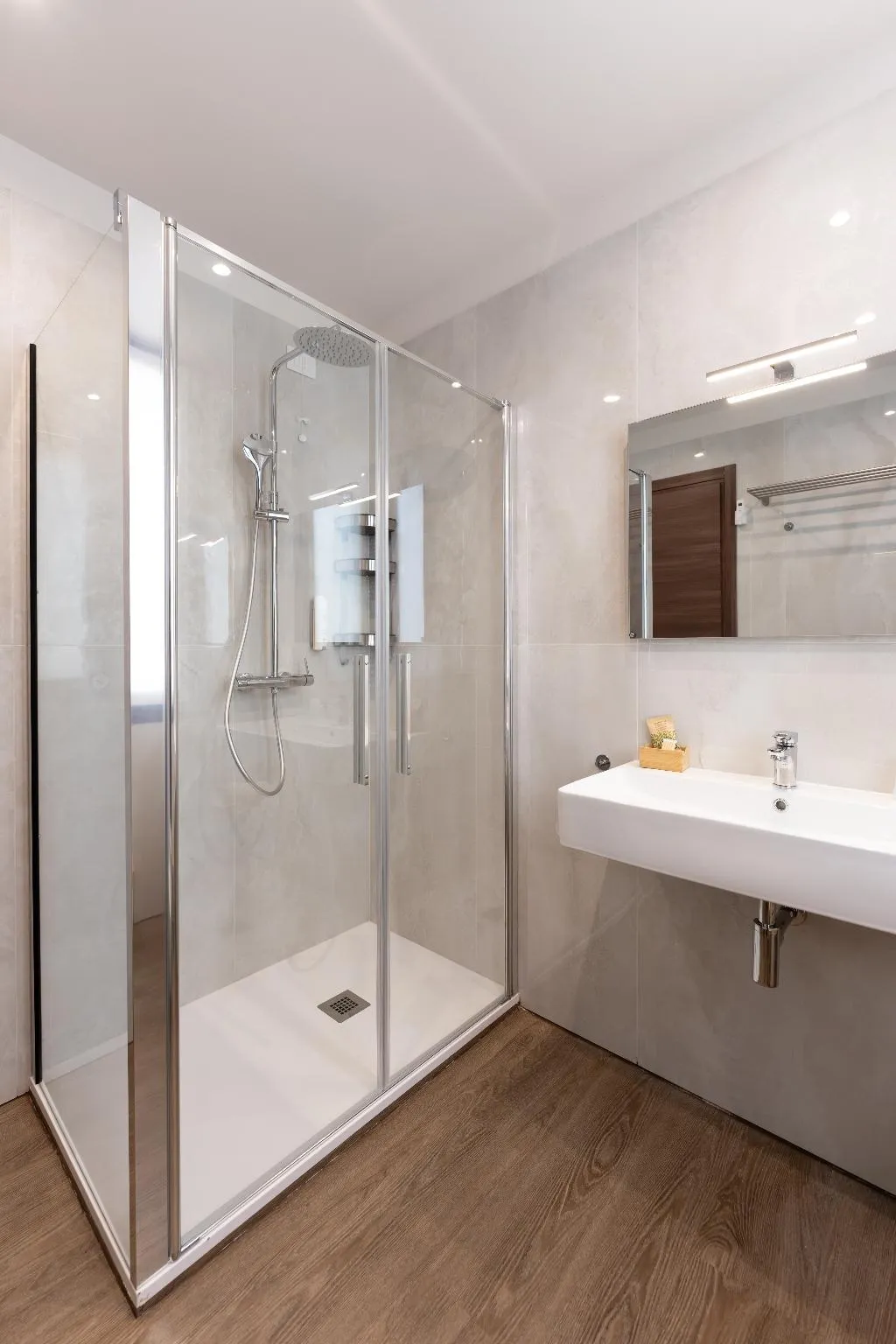 TRIPLE SUPERIOR Room, Hotel Gardenia Sirmione, Milan