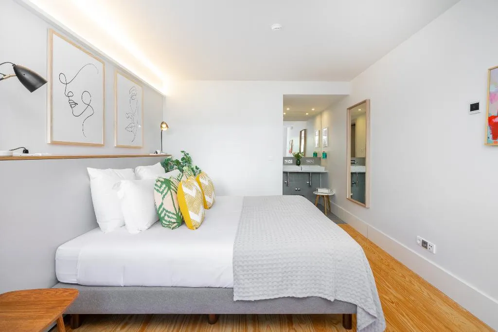 SUITE GARDEN VIEW KING BED Room, Canto De Luz, Porto