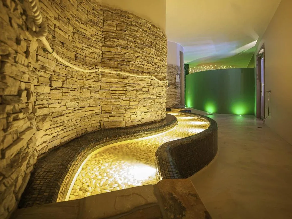 Sports and Entertainment, Mercure Olbia, Olbia