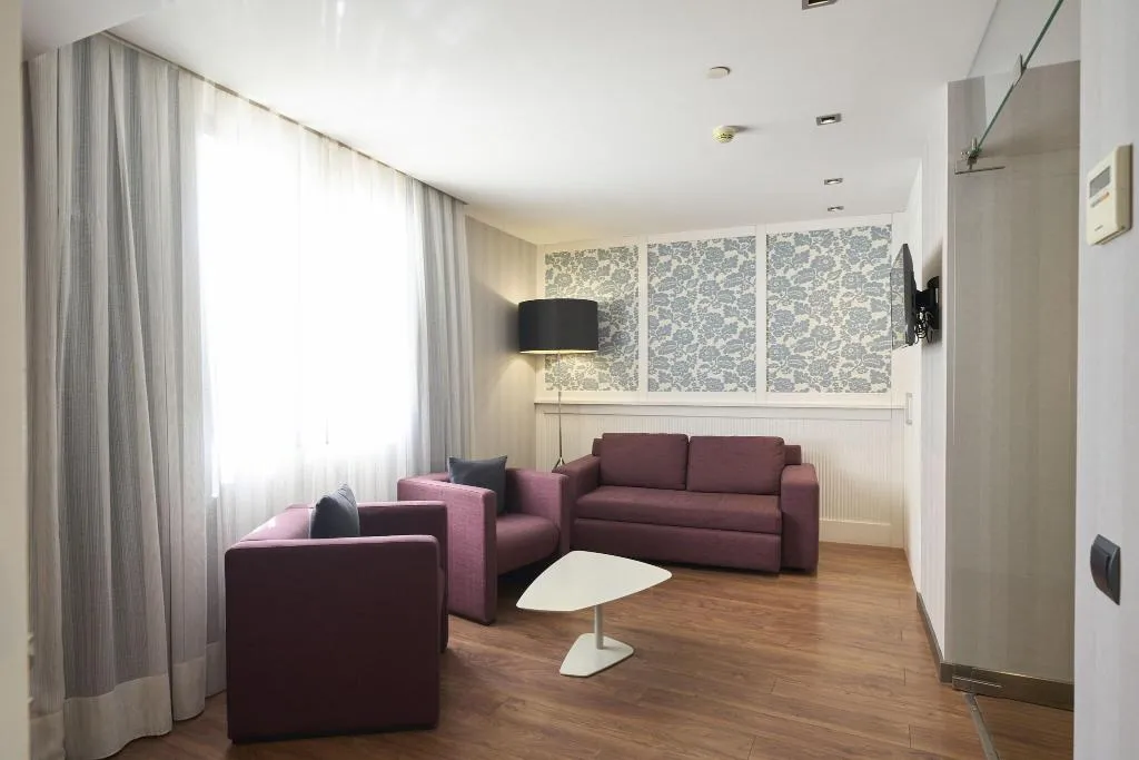 SUITE KING SIZE BED Room, Catalonia Catedral, Barcelona