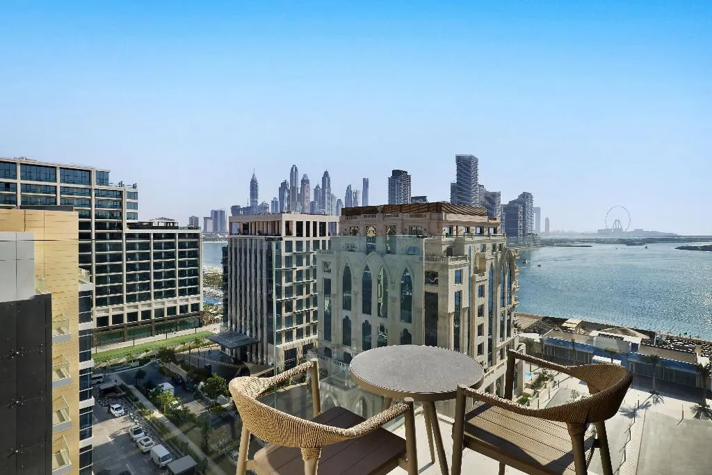 SUITE KING BED ONE BEDROOM  Room, Tumbi Ht Dubai The Palm, Tapestry Collec by Hilton, Dubai