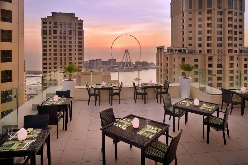 Terrace, Delta Hotels by Marriott Jumeirah Beach, Dubai