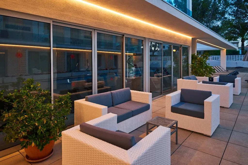 Terrace, More, Majorca