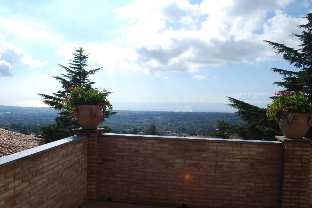 APARTMENT SEA VIEW TWO BEDROOMS Room, Etna Royal View, Catania
