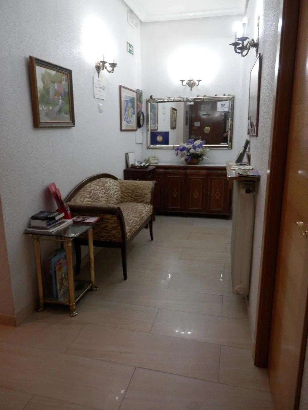 Lobby, Hostal Del Pez Azul, Madrid