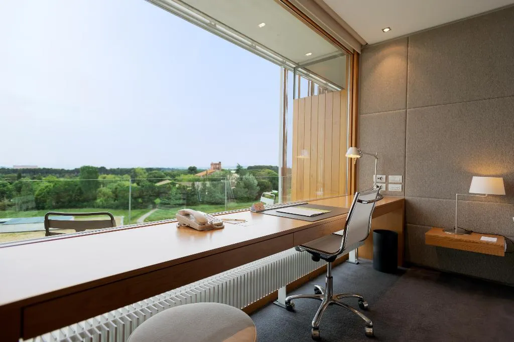 TWIN DELUXE WITH BALCONY Room, La Mola & Conference Center, Barcelona