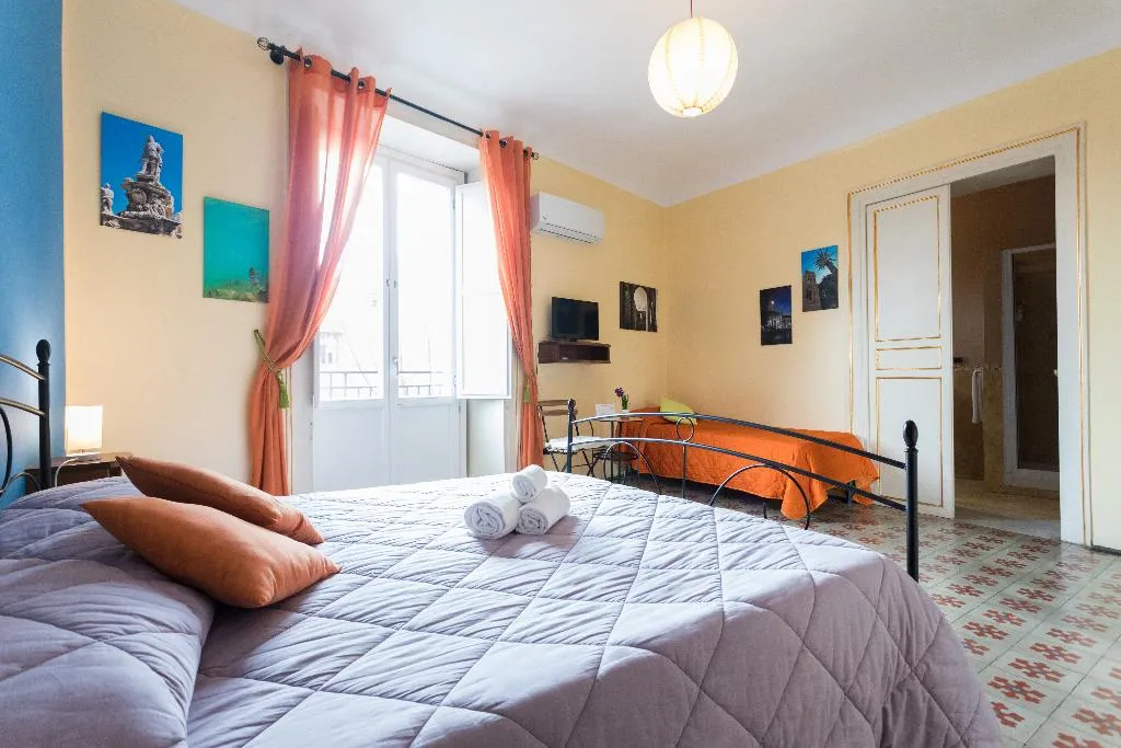 QUADRUPLE STANDARD Room, B&B Antica Dimora, Palermo