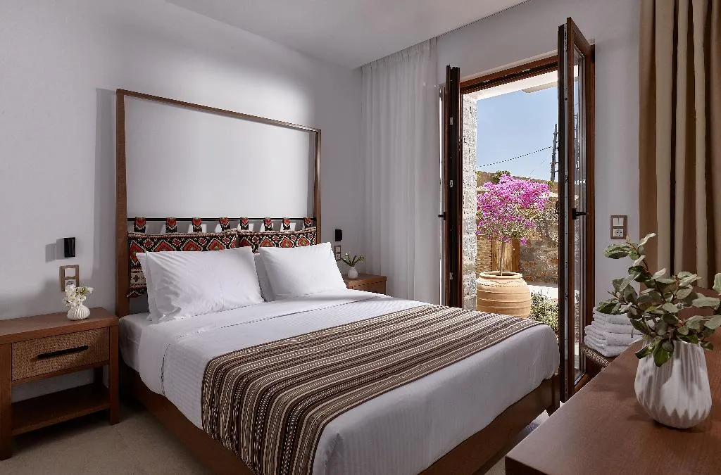 VILLA TWO BEDROOMS Room, Volta Suites And Villas, Crete