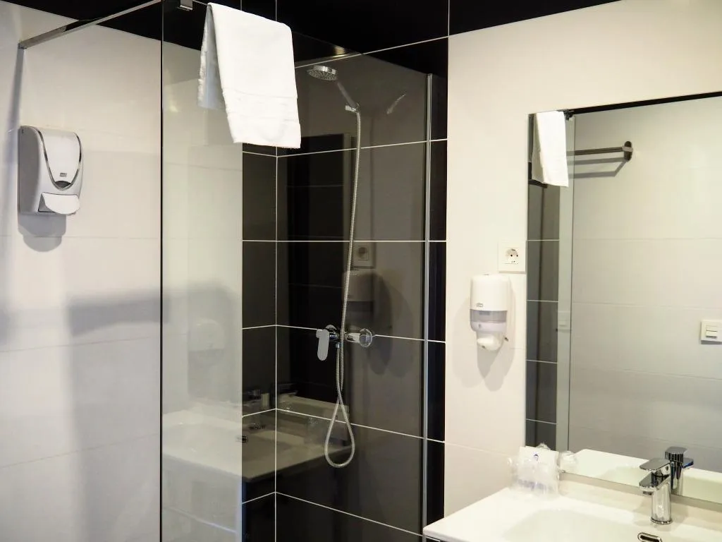 DOUBLE SINGLE USE STANDARD Room, Hotel Humanes, Madrid