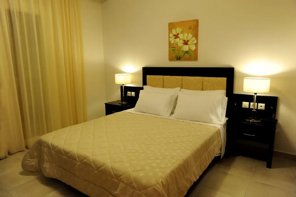 VILLA THREE BEDROOMS Room, Mamfredas Luxury Resort, Zante