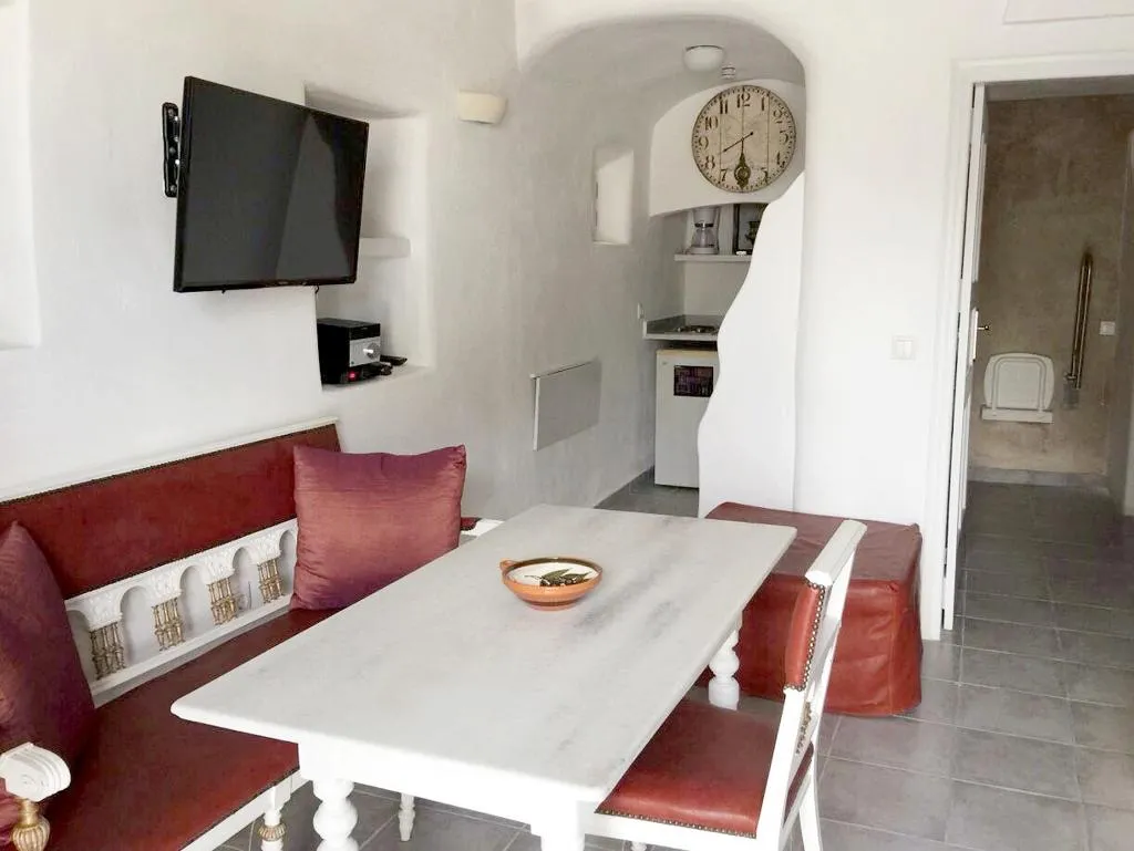 VILLA ONE BEDROOM Room, Timedrops Santorini, Santorini