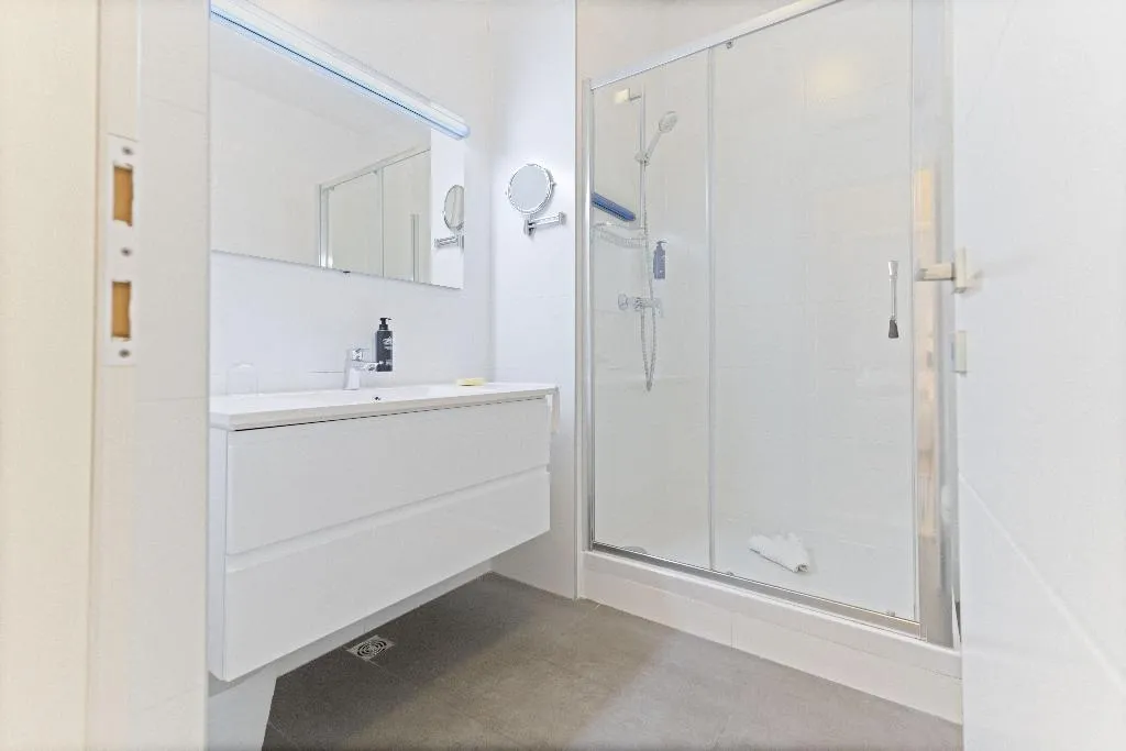 APARTMENT TWO BEDROOMS ONE BATHROOM Room, The Residence, Split