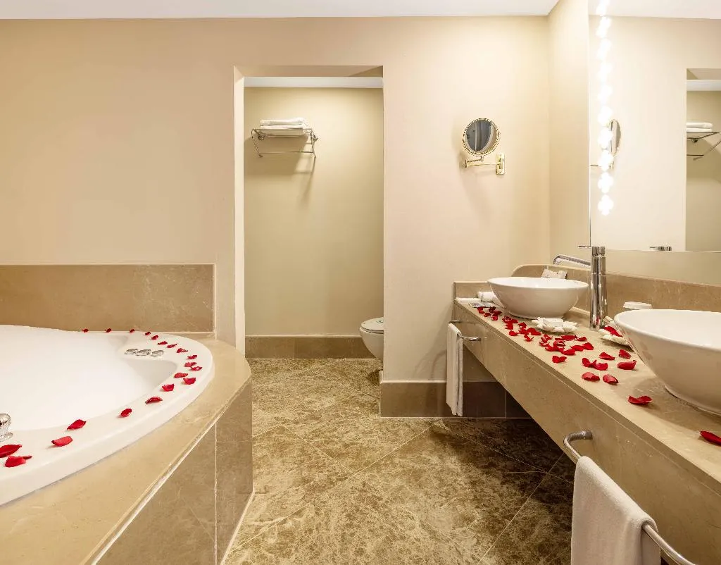 SUITE HONEYMOON Room, Spice Hotel Spa, Antalya