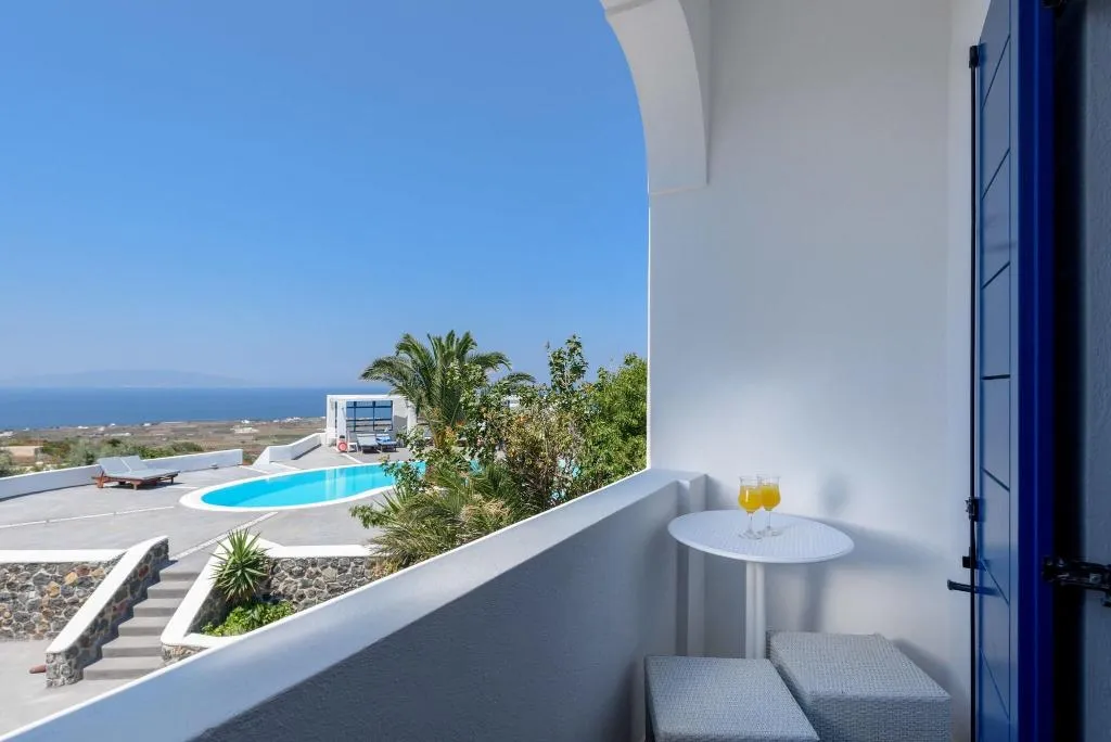 Room, Anemomilos, Santorini